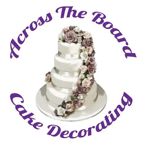 Photo: Across The Board Cake Decorating